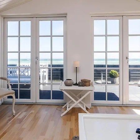 Two-bedroom In 12
